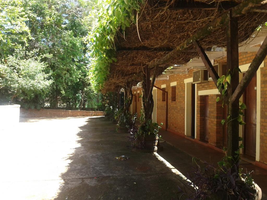 Hosteria La Cabana Puerto Iguazu Exterior photo
